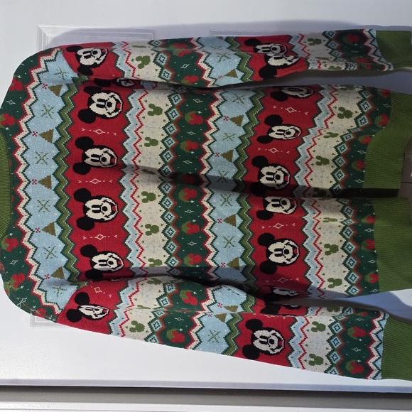 Disney Mickey Mouse Holiday Swester - Picture 3 of 3